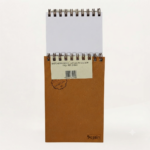 Sketchbook 13,3 x 19,5 cm Capa Laranja com folhas Sulfite